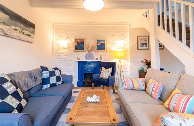 Beautiful villa for 6 guests with WIFI, TV and parking