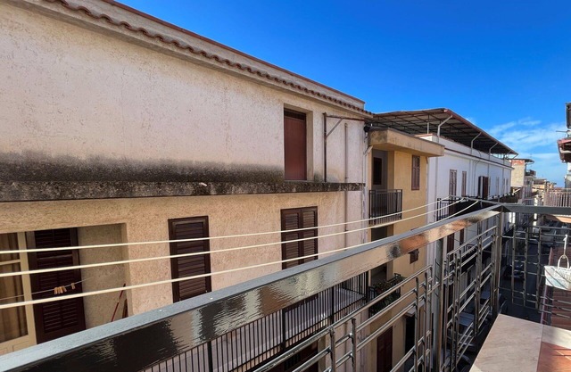 Beautiful villa for 6 people with A/C, WIFI, TV and balcony