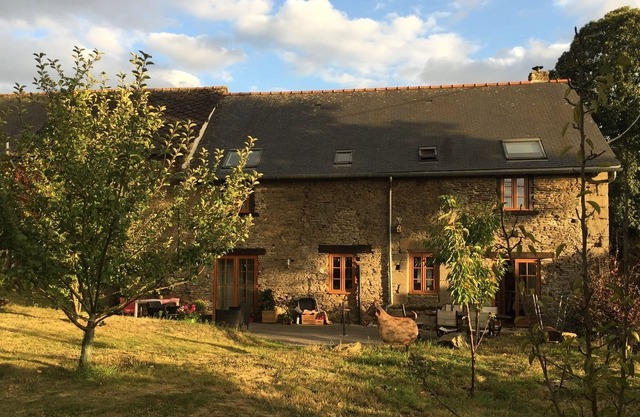 Beautifully renovated country house, close to the main attractions of Brittany