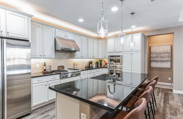 Beautifully appointed Villa with everything one would expect in a Top Resort!