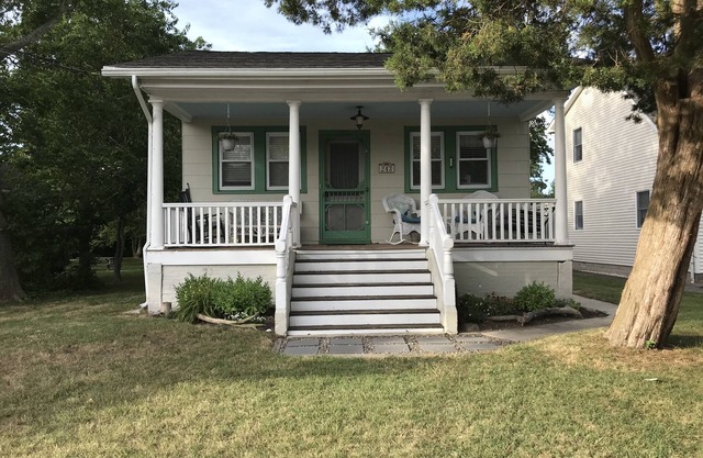 Beautifully Renovated Cottage in West Cape May.