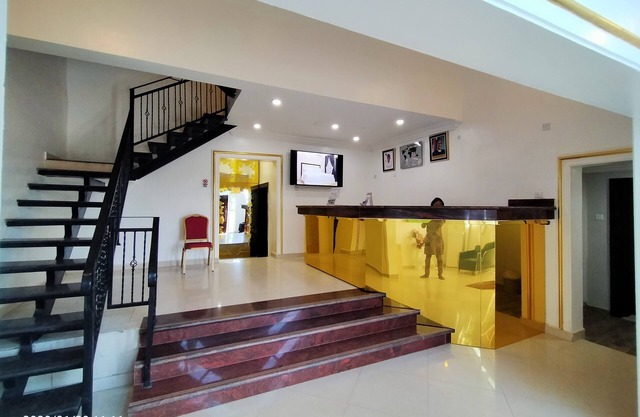 Beckett Suites