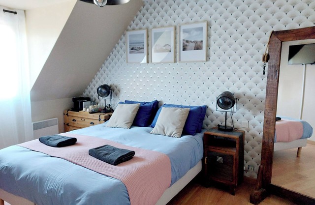 Bed and Breakfast homestay - 6km from Mont Saint-Michel