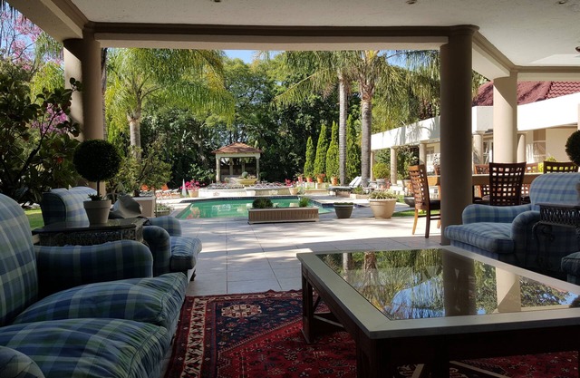 Bed and Breakfast on Melrose