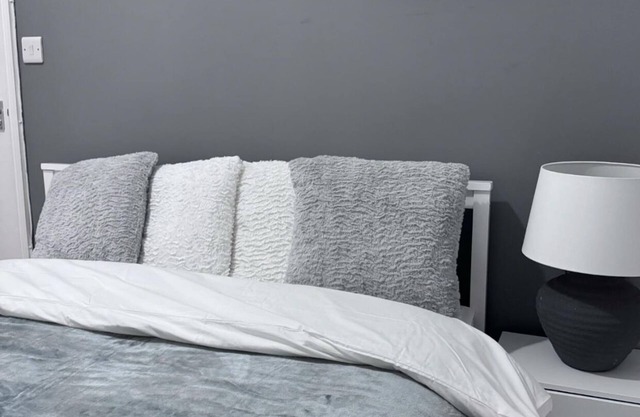 Bed & Breakfast - 2 Double Rooms With Ensuites