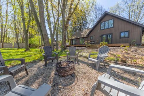 Belacasa - Hot tub and within walking distance to Douglas Beach!