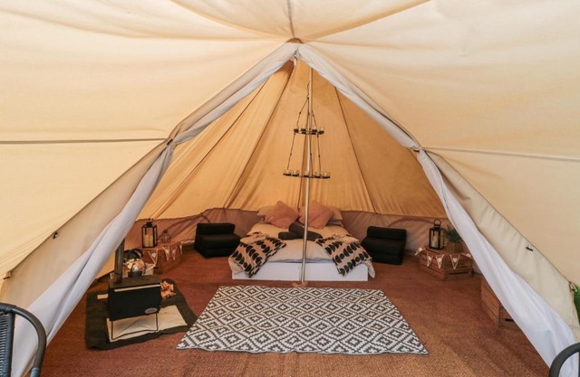 Bell tent 1