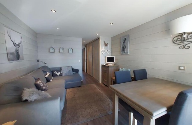 BELLE PLAGNE - Appartement 6 personnes sur les pistes