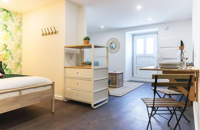 Benfica Apartments II by Homing
