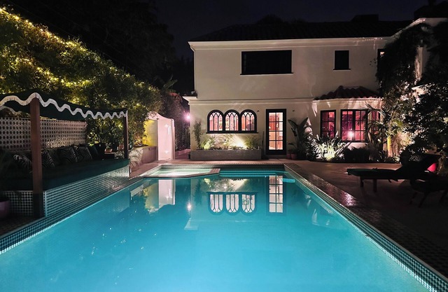 Berendo Villa - Spanish Revival Villa w/Pool & Lush Garden