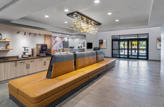 Best Western Plus Savannah Gateway