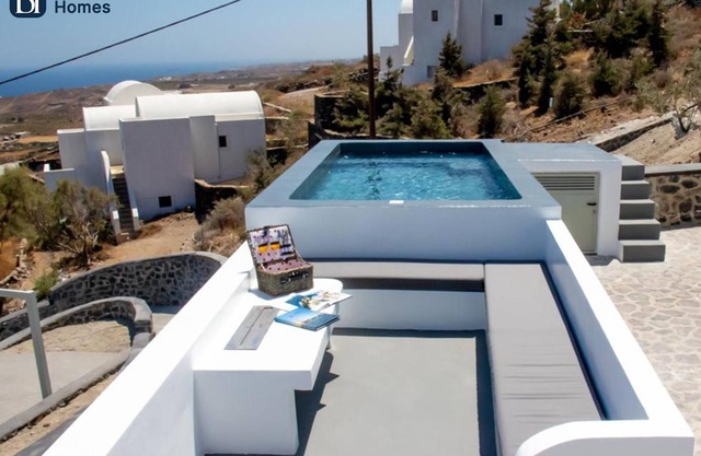 BH273 - C - Villa Santorini