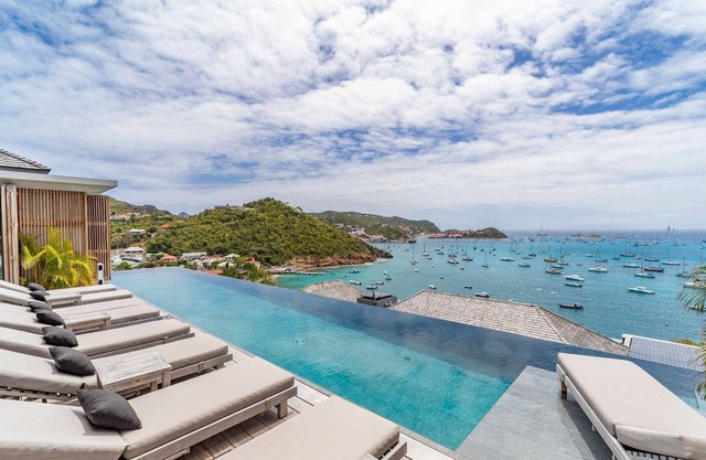 Bianca (2/4 Rooms) Luxury villa
