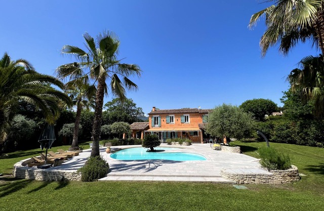 Bienvenue Dans Notre Villa "La Bastide" Située à Saint Paul de Vence