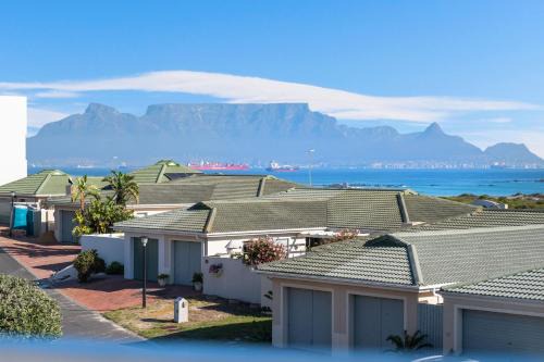 Big Bay Beach Club 37 by Host Agents
