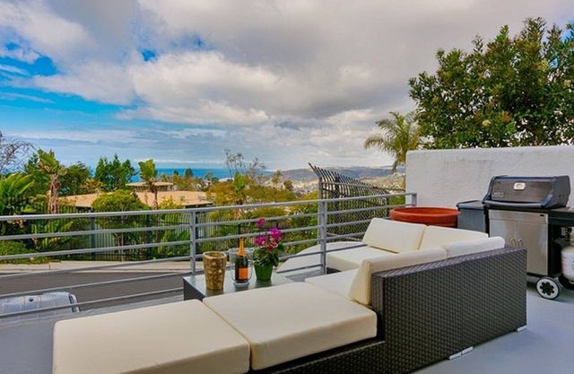 BIG discounts for winter! Best Value in Laguna, Double Sweeping Views