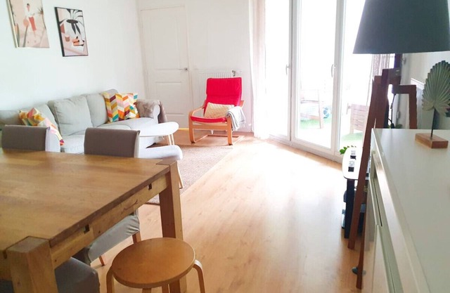Big flat close to the velodrome and national golf