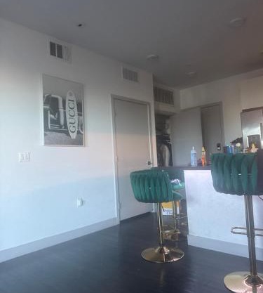 Big house las vegas near strip and fremont