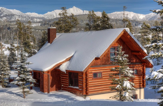 Big Sky Vacation Rentals: PR Red Cloud 4