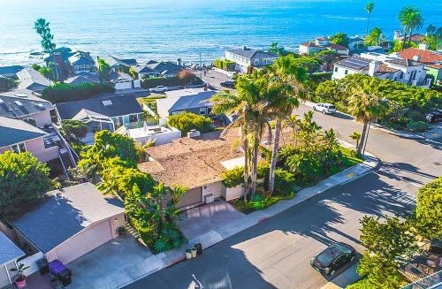 Bird Rock by AvantStay Sand Sun Private Home in La Jolla w Entertainers Patio