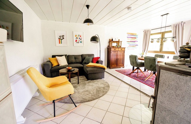 birds-nest vacation apartment view of Palatinate Forest fireplace dog-friendly
