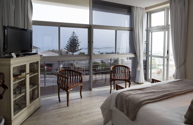 BlaauwVillage Boutique Guest House
