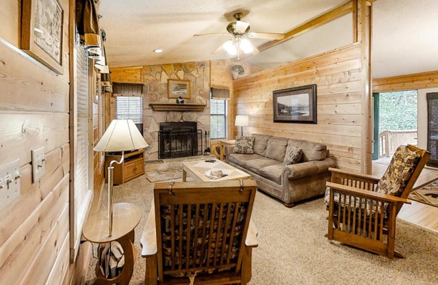 Black Bear Ridge Cabin