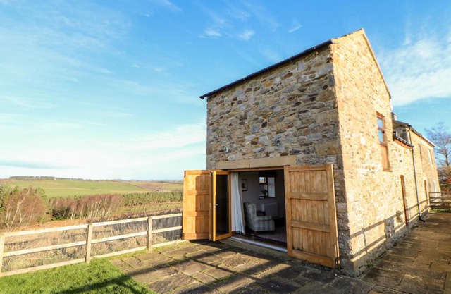 Blackburn Cottage Barn