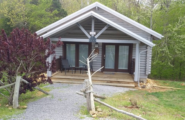 Bleidt’s Bass Cabin