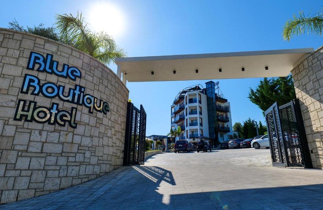 Blue Boutique Hotel