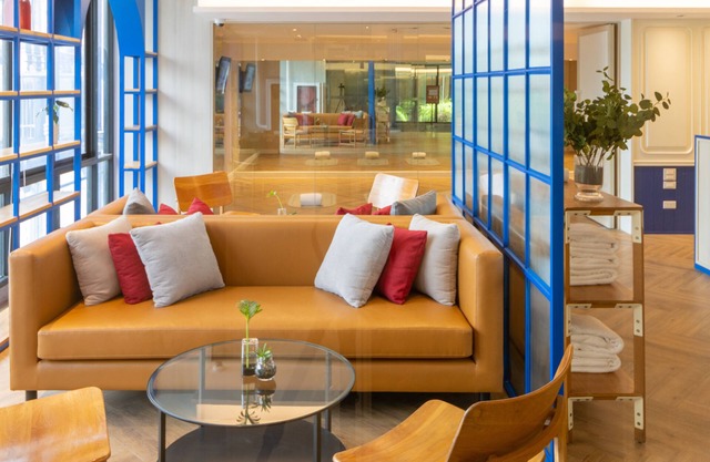 Blue Hippo Hotel