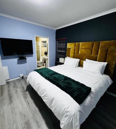 Blue Lily Haven Cape Town Self Catering Home