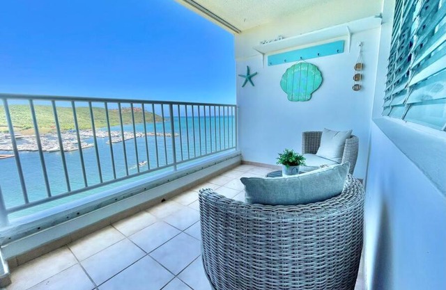 Blue Marine Apartment