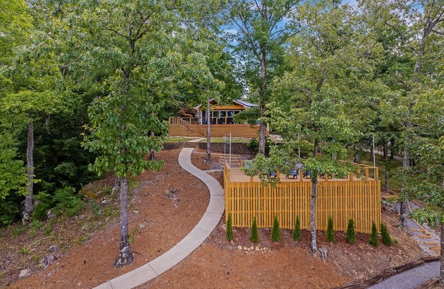 Blue View: 4 BR, 3 BA in Arley, Sleeps 16