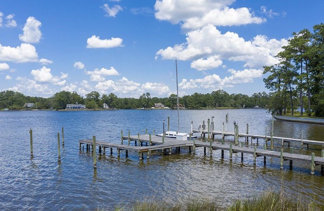 Blue Water Inn - Gorgeous elevated home with elevator and game room!