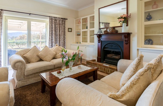 Bluebush Country House