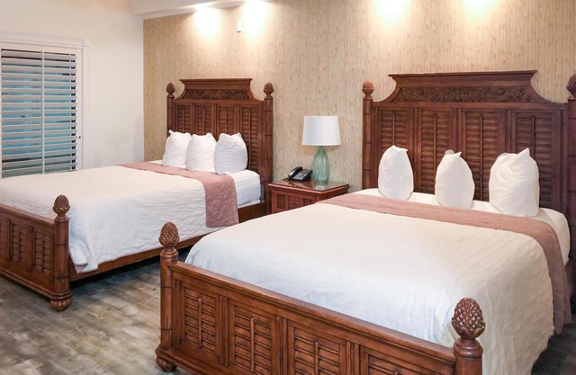 Boca Grande Hotel - ADA Queen Room