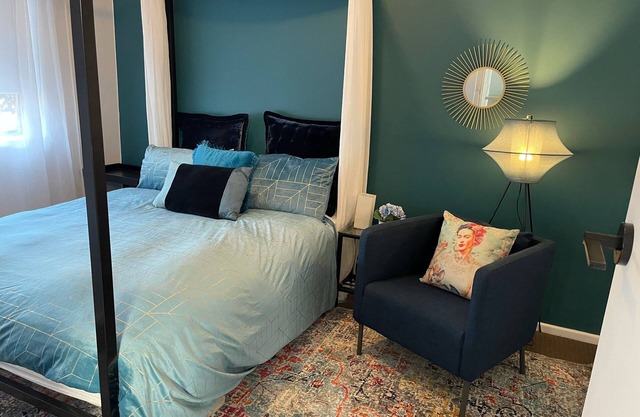 Boho Boutique Appartments 2km to city centre ,