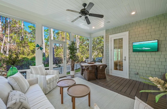 Book a Fall Getaway Today! 30A Beaches! 5 Adult Bikes! Forest and Serenity!
