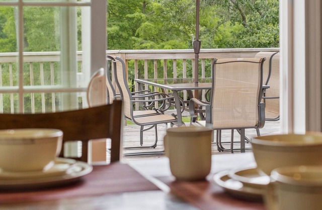 ✔‼️Book Now‼️✔🦌🦆🌲Country Livin'🌲🦆🦌 4BR 2.5B Sleeps 11!