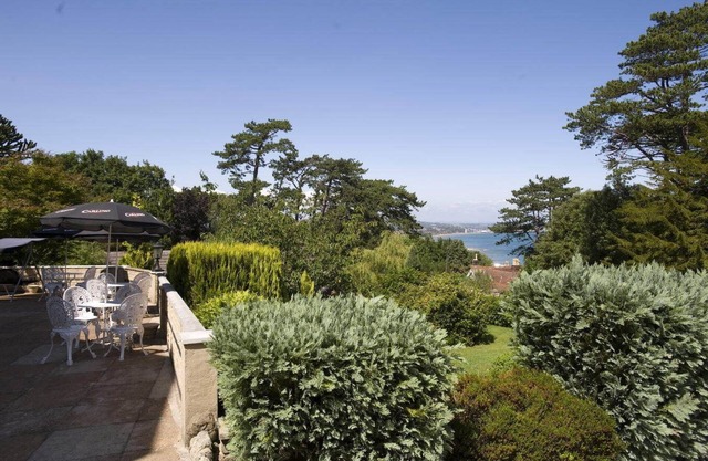 Bourne Hall Country Hotel