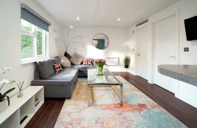 Boutique luxury apartment, Windsor, London , Heathrow