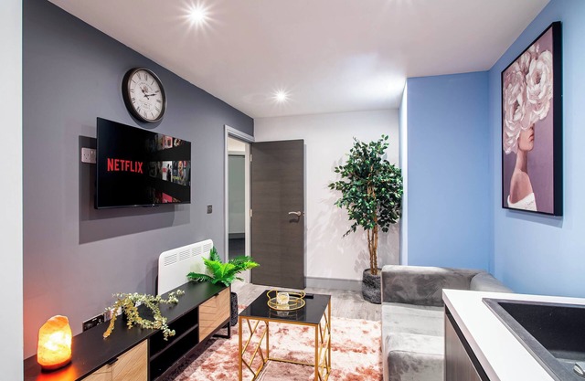 Bradford City Apartment - Bolton Road Oasis