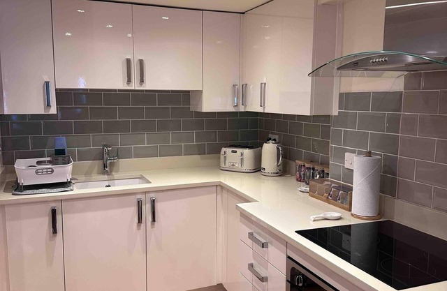 Bramble Cottage With Free Parking