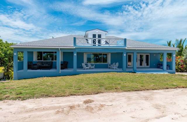 Brand New Oceanfront Home located in the heart of Central Eleuthera W/Generator