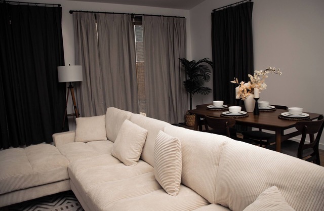Brand New, Luxury 2BD/2BA Home in a Quiet Newly Constructed Area of Bakersfieldn