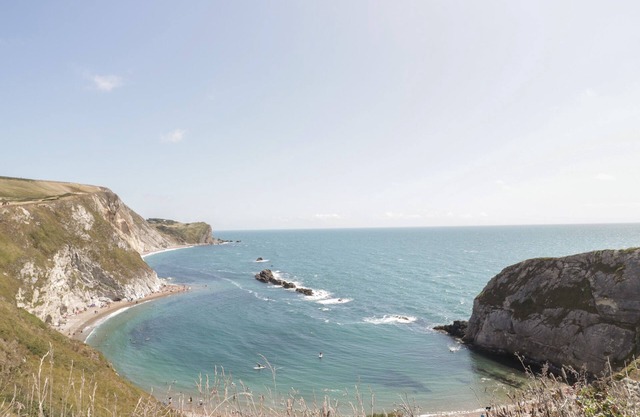 BRANSMEAD, pet friendly, luxury holiday cottage in West Lulworth