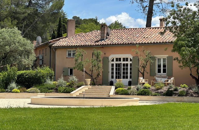 Brautführer Mas Provençal Near St. Remy de Provence