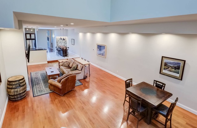 Breathtaking large Loft Apmt - Explore Downtown Canandaigua and Finger Lakes