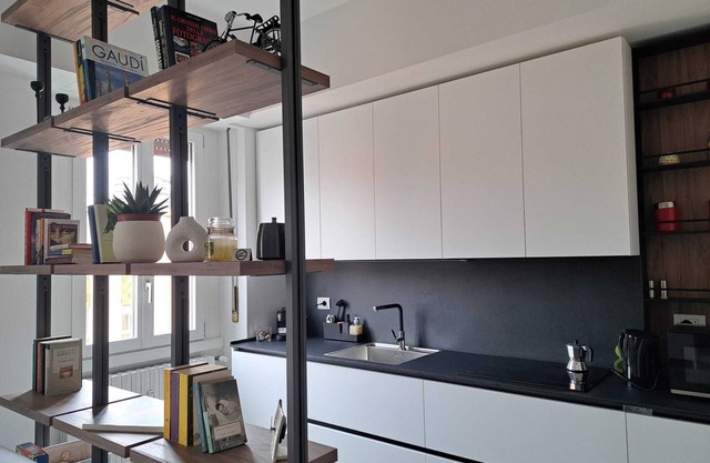Bright Cosy apartments with a parking 10 mins from Duono